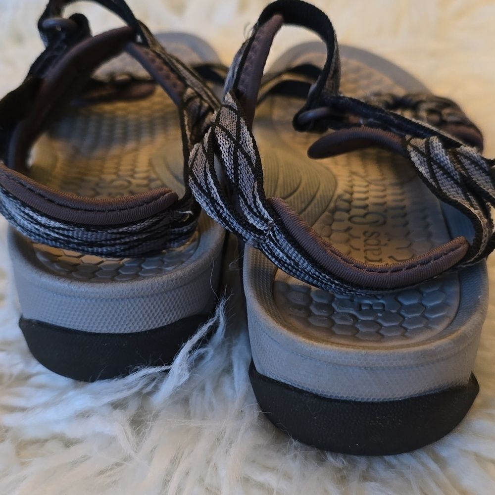 Baretraps Strappy Sandals - Picture 9 of 9